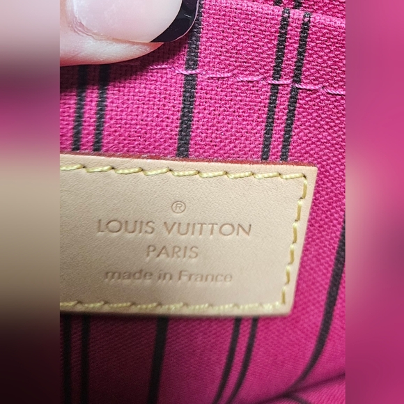 EUC LOUIS VUITTON MONOGRAM POUCHETTE for Neverfull MM - Picture 4 of 9